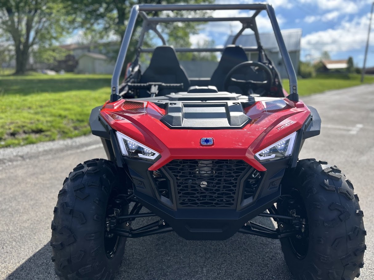 2026 Polaris RZR 200 EFI 4