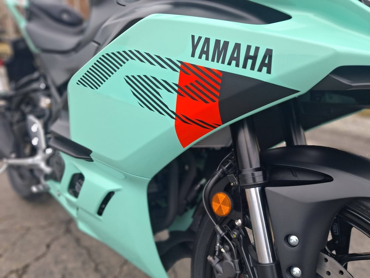 2026 Yamaha YZF-R3 9