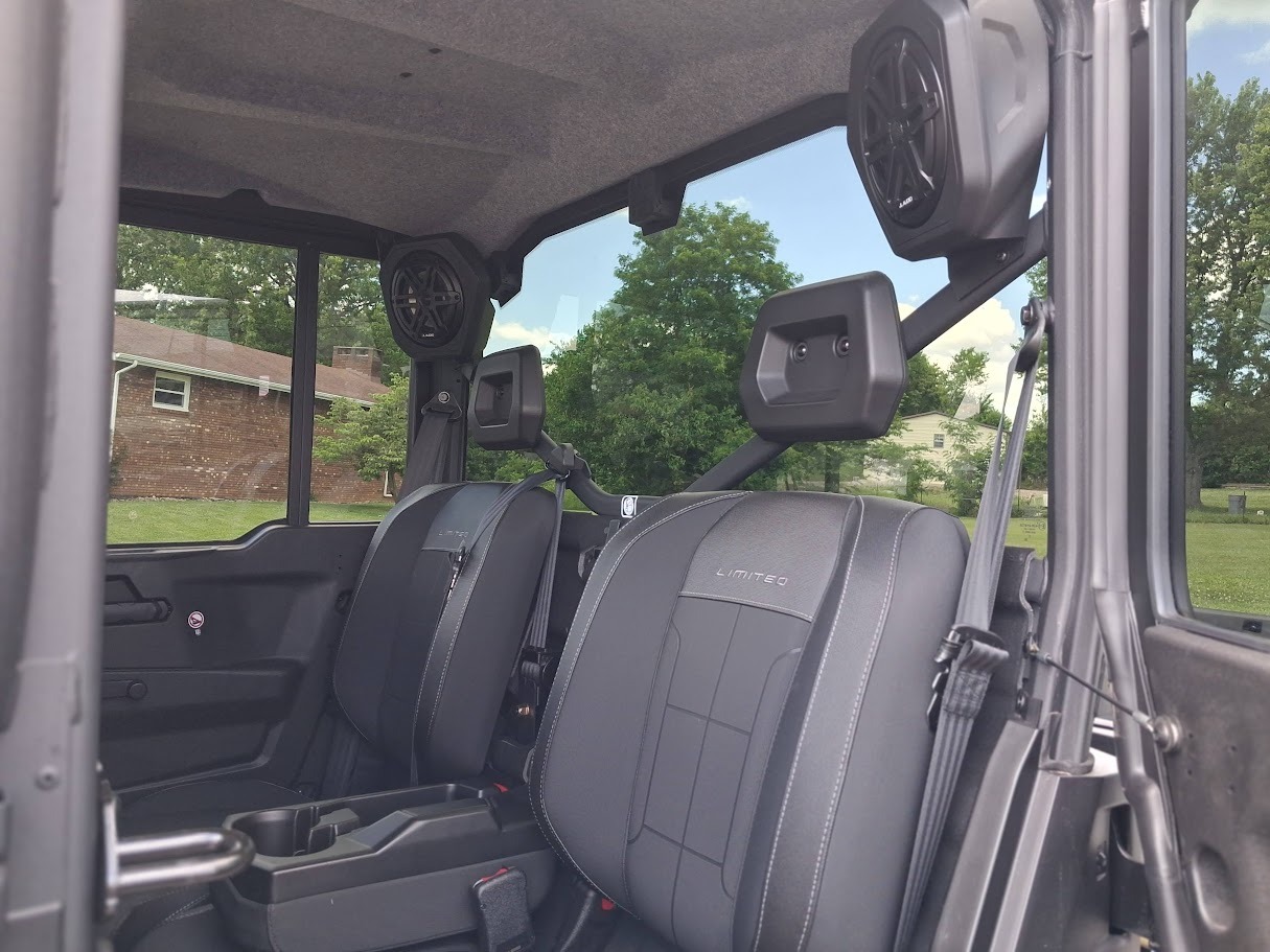 2026 Can-Am™ Defender MAX Limited HD11 8