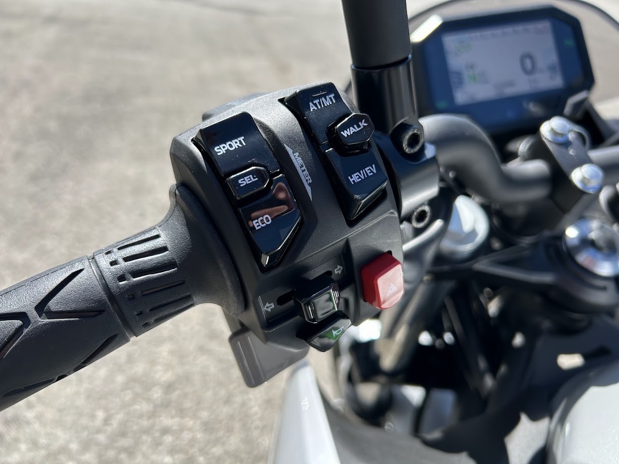 2024 Kawasaki Z7 Hybrid ABS 11