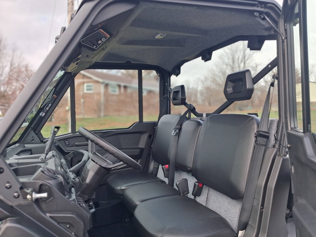 2026 Can-Am™ Defender DPS CAB 8