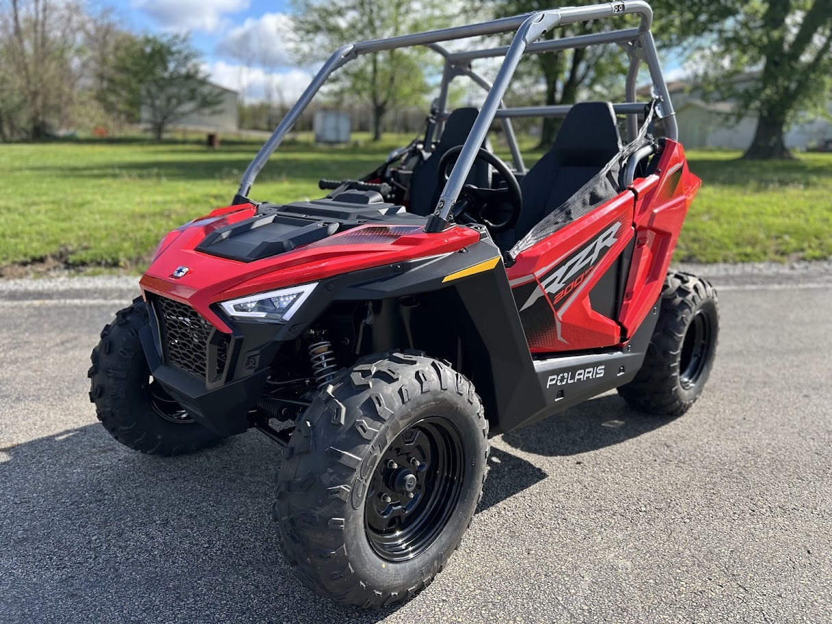 2026 Polaris RZR 200 EFI 1