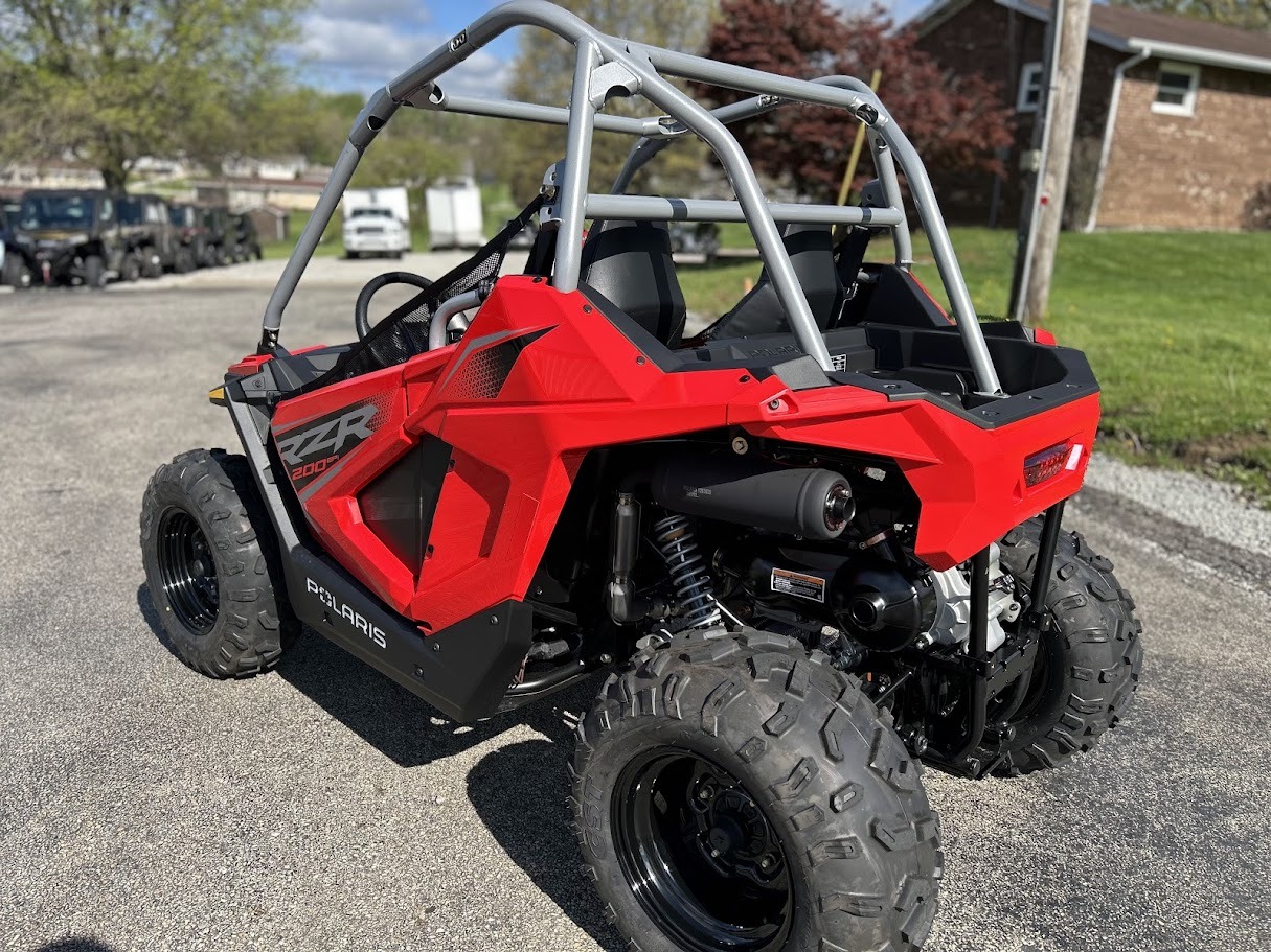 2026 Polaris RZR 200 EFI 3