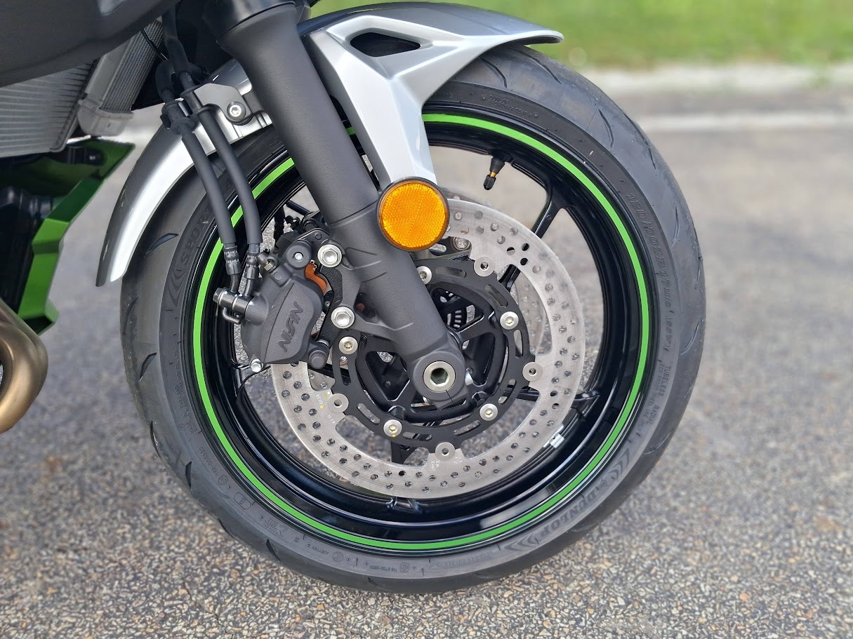 2024 Kawasaki Ninja 7 Hybrid ABS 9