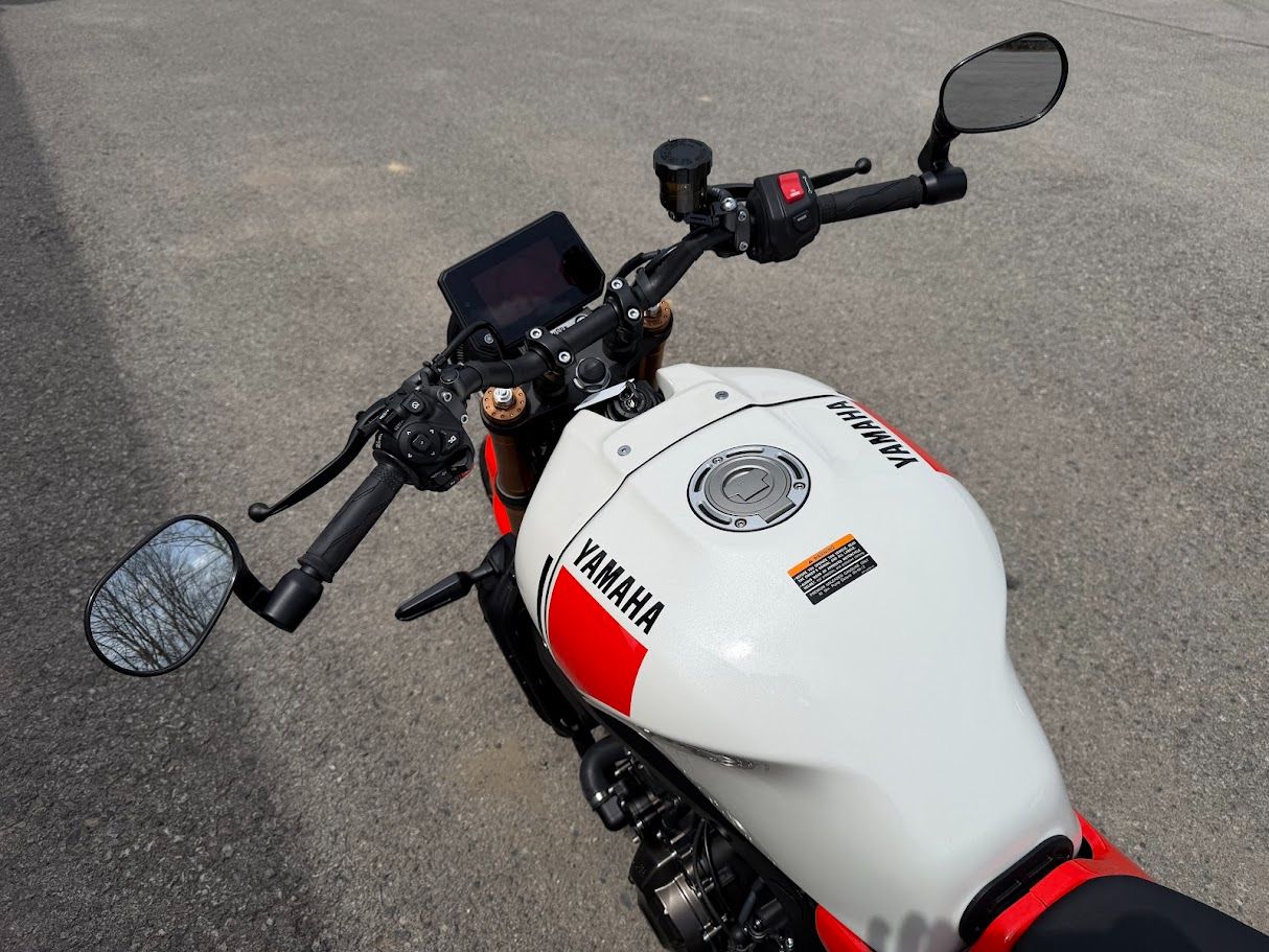 2026 Yamaha XSR900 8