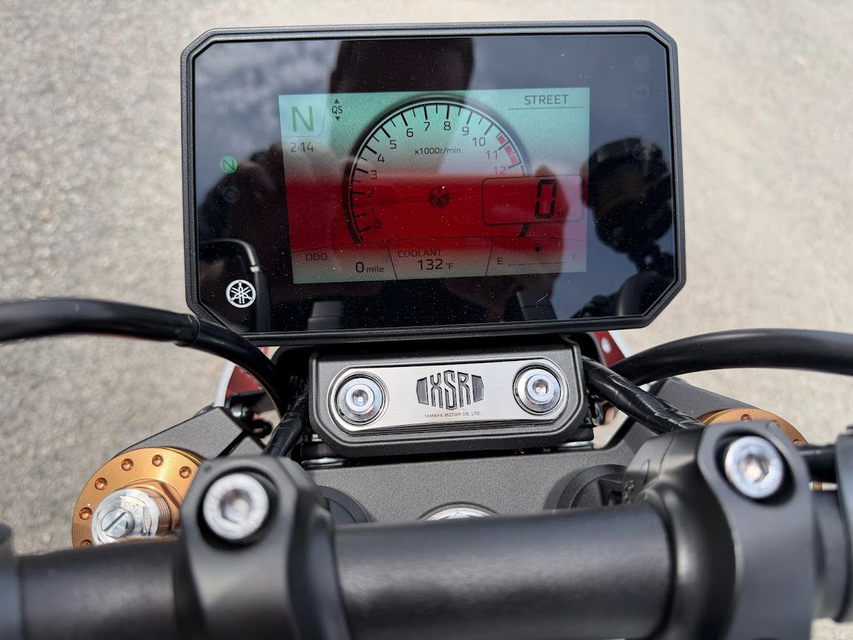 2026 Yamaha XSR900 9