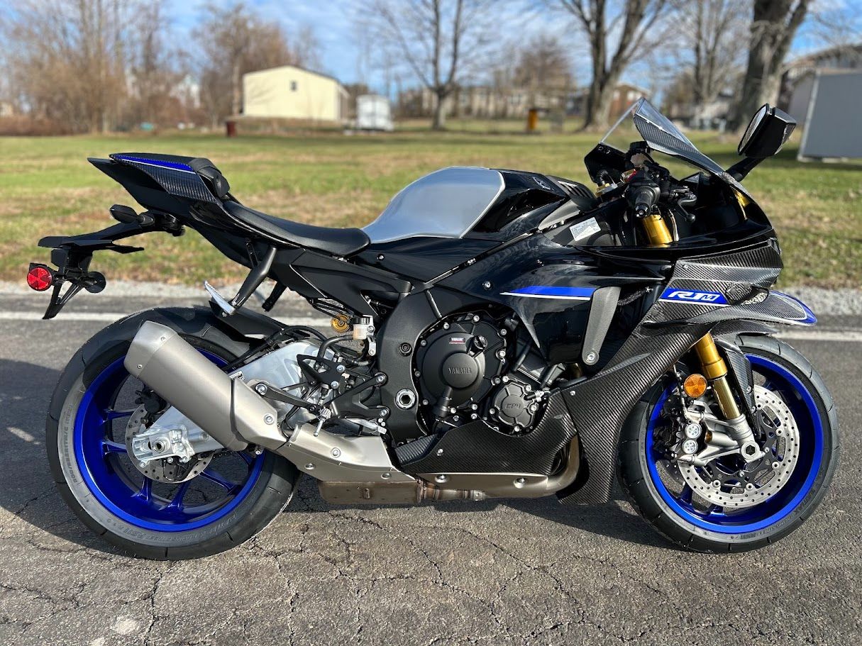 2026 Yamaha YZF-R1M 1