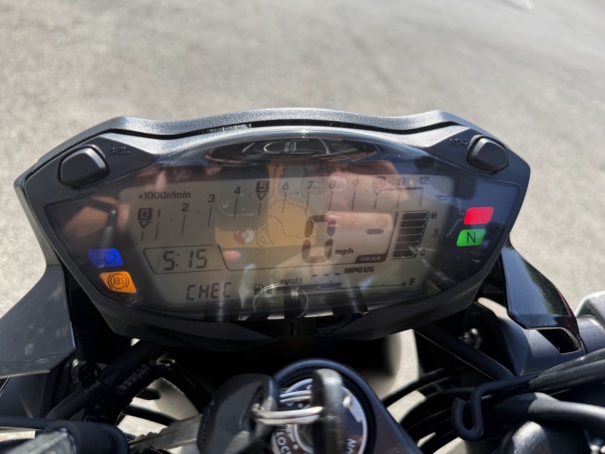 2019 Suzuki SV650 ABS 10
