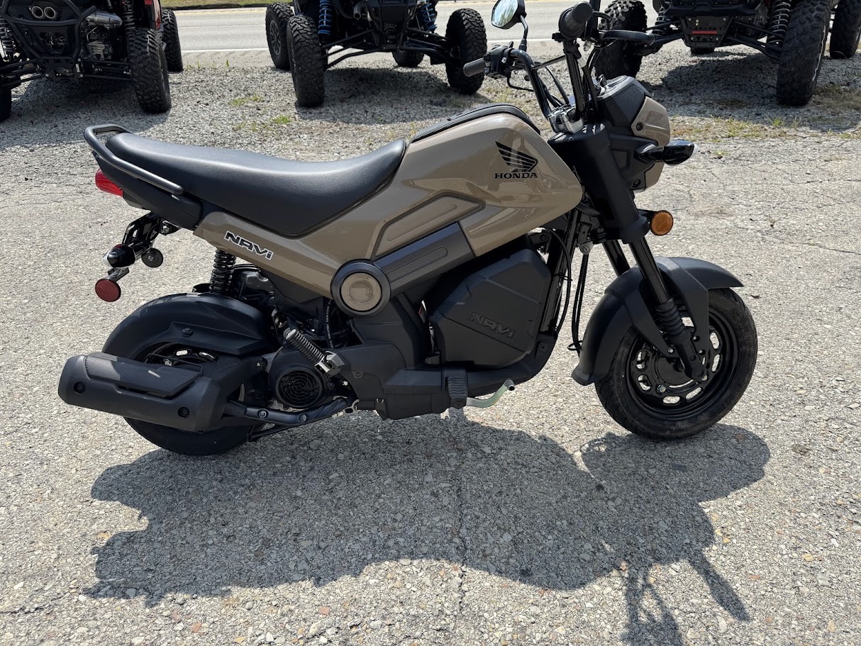 2023 Honda Navi 1