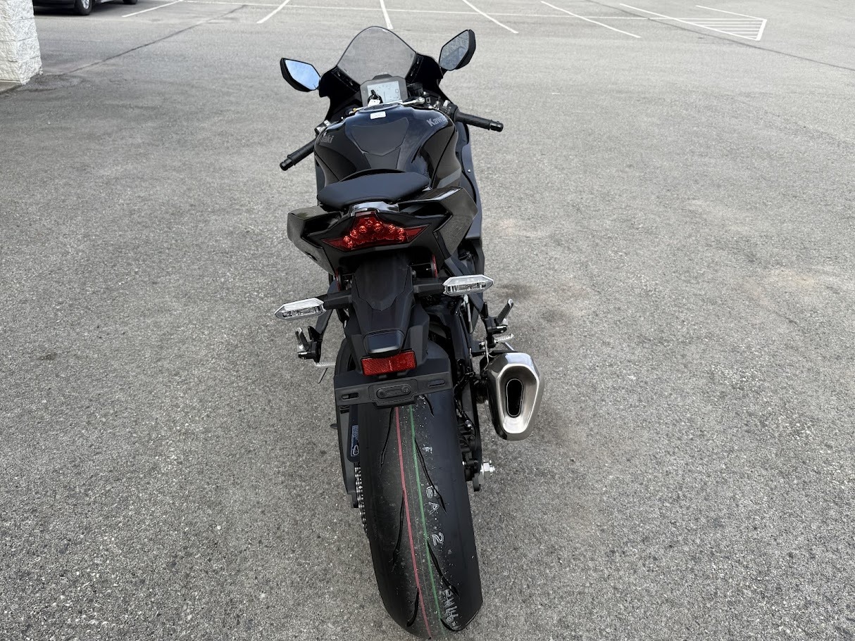 2026 Kawasaki Ninja® ZX-10R ABS 5