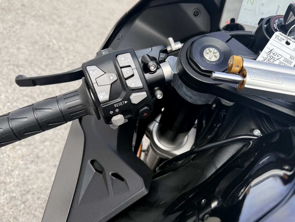 2026 Kawasaki Ninja® ZX-10R ABS 8