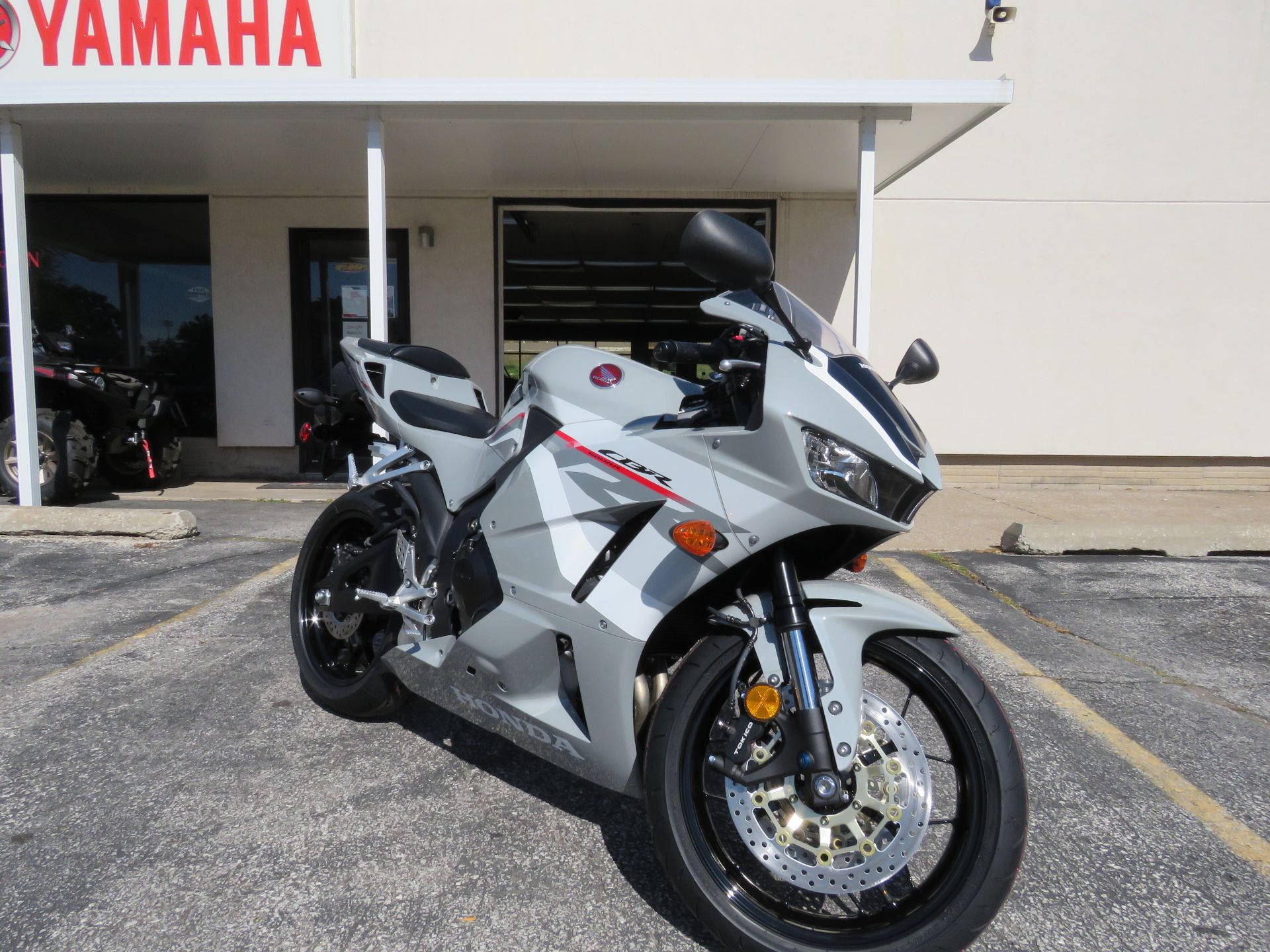 2025 CBR 600RR Unleashed: Ultimate Riding Experience