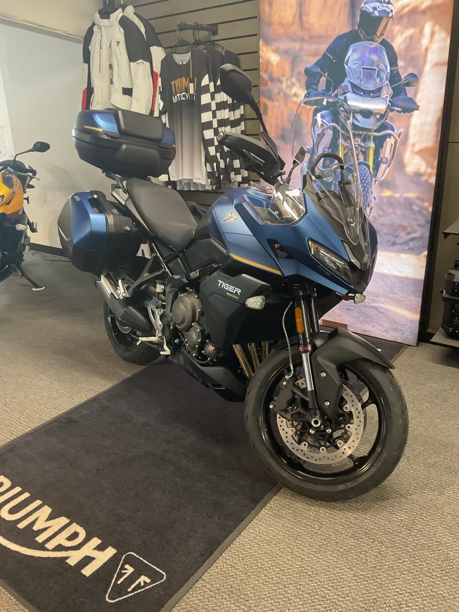 2026 Tiger Sport 800 Tour