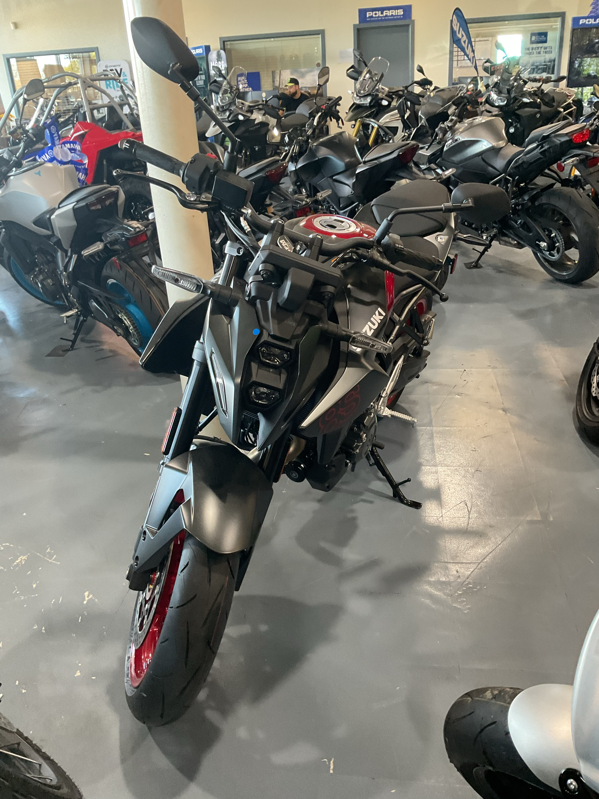 New 2026 Suzuki GSX-8S Candy Daring Red / Metallic Matte Black No