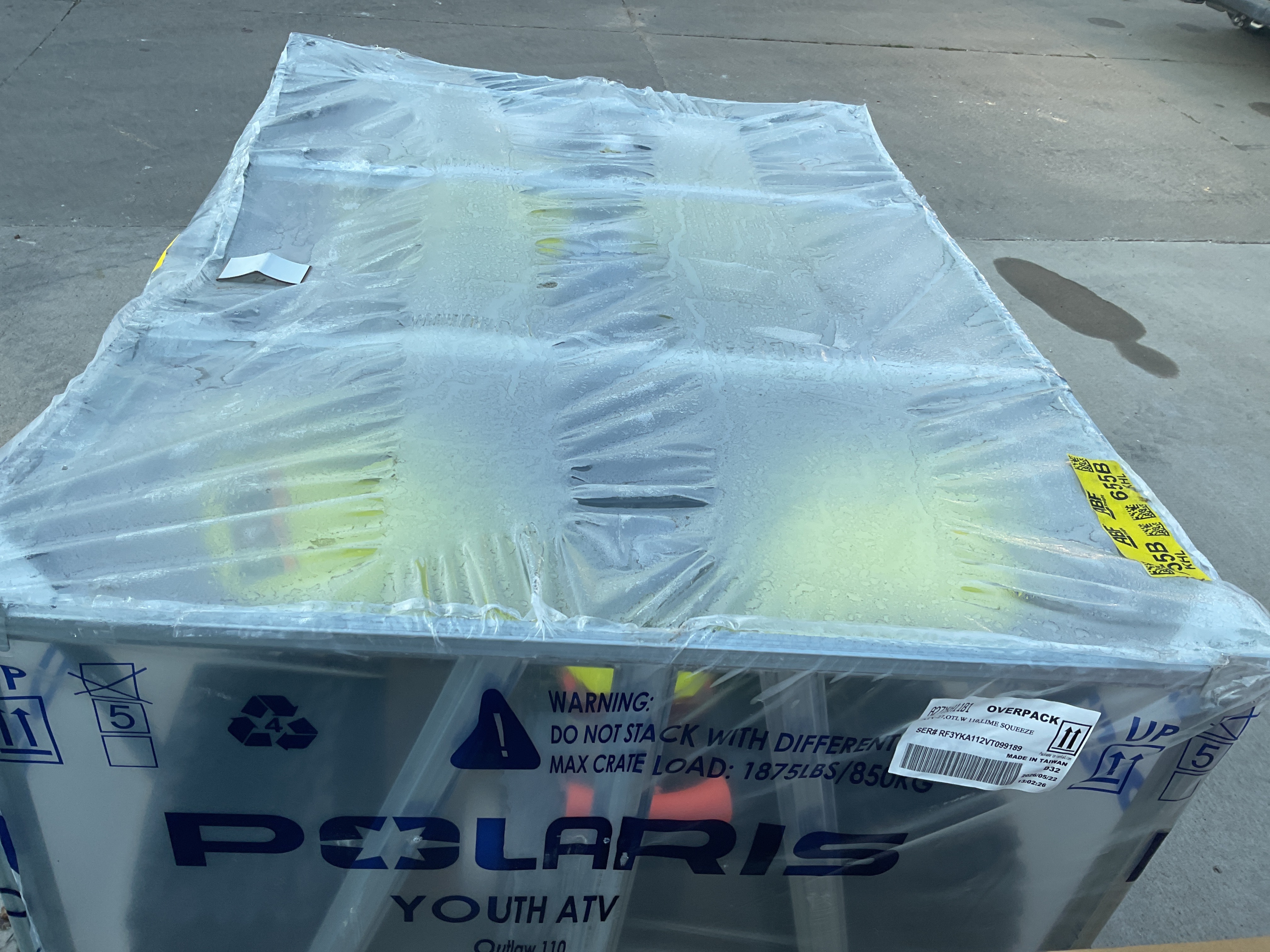 2027 Polaris Outlaw 110 EFI 1