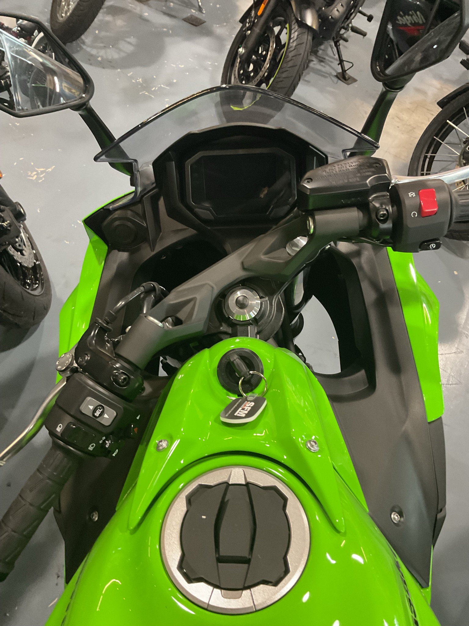 2026 Kawasaki Ninja® 650 ABS 5