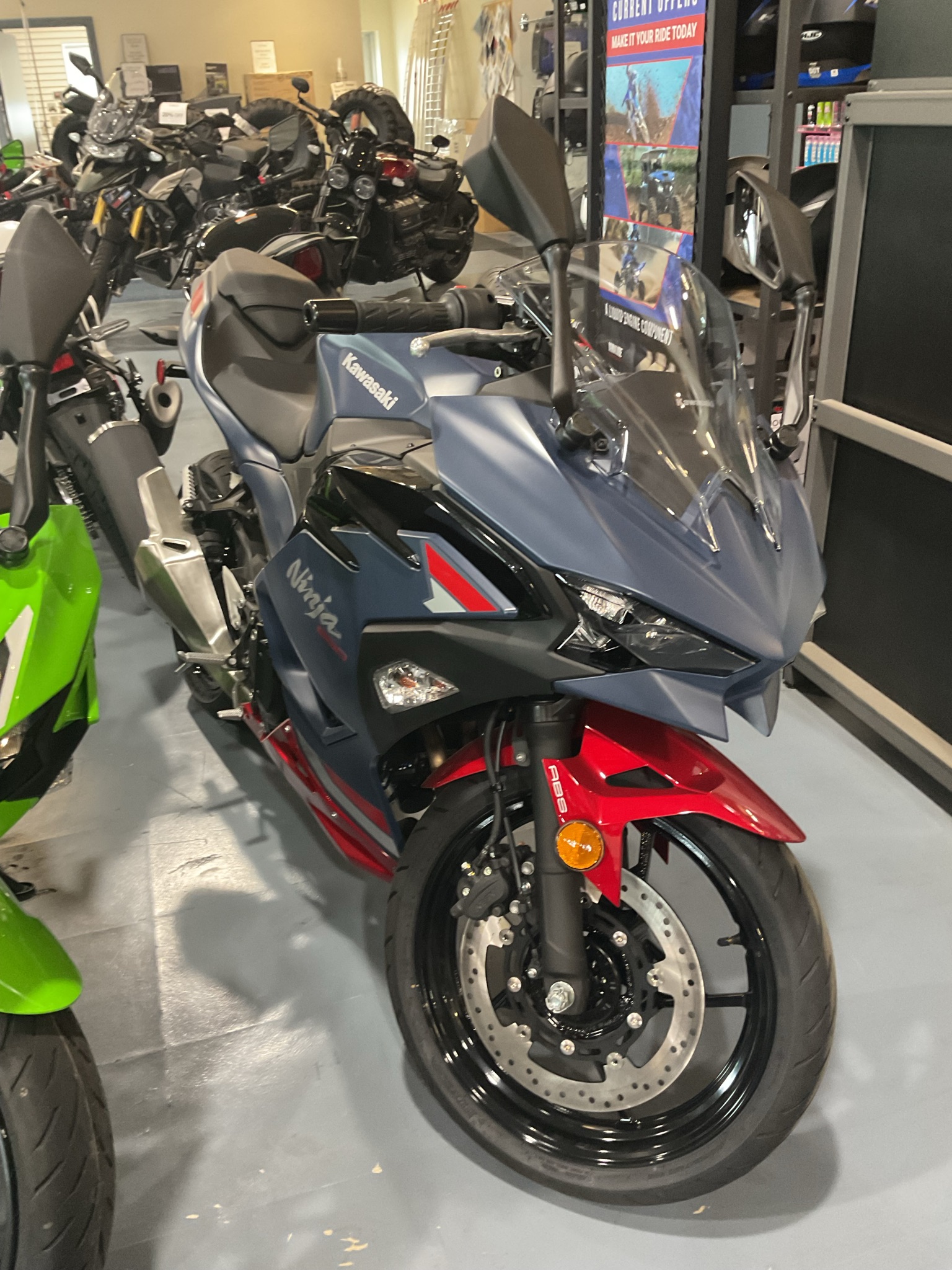 2026 Kawasaki Ninja® 500 ABS 2