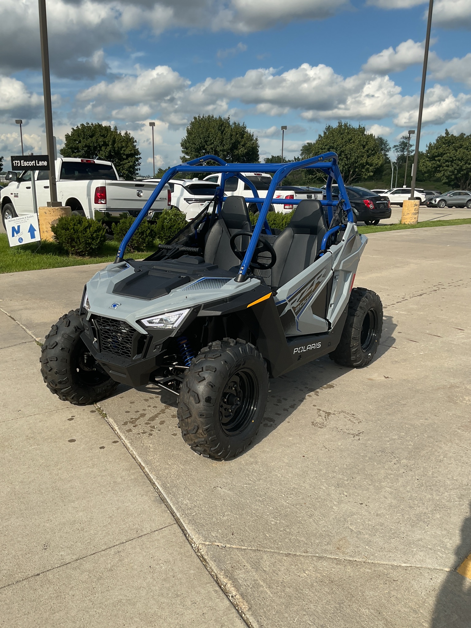 2026 Polaris RZR 200 EFI 3