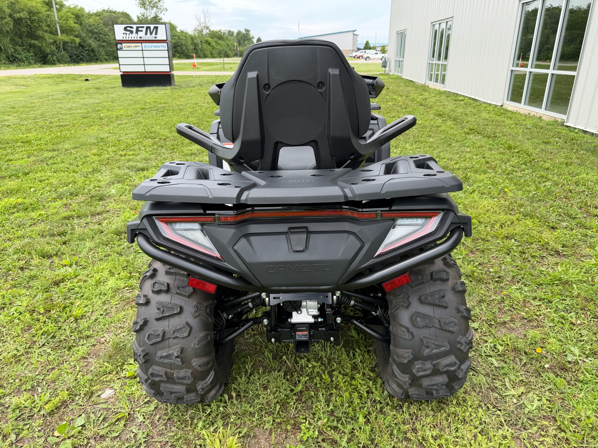 2025  CForce 600 Touring 8