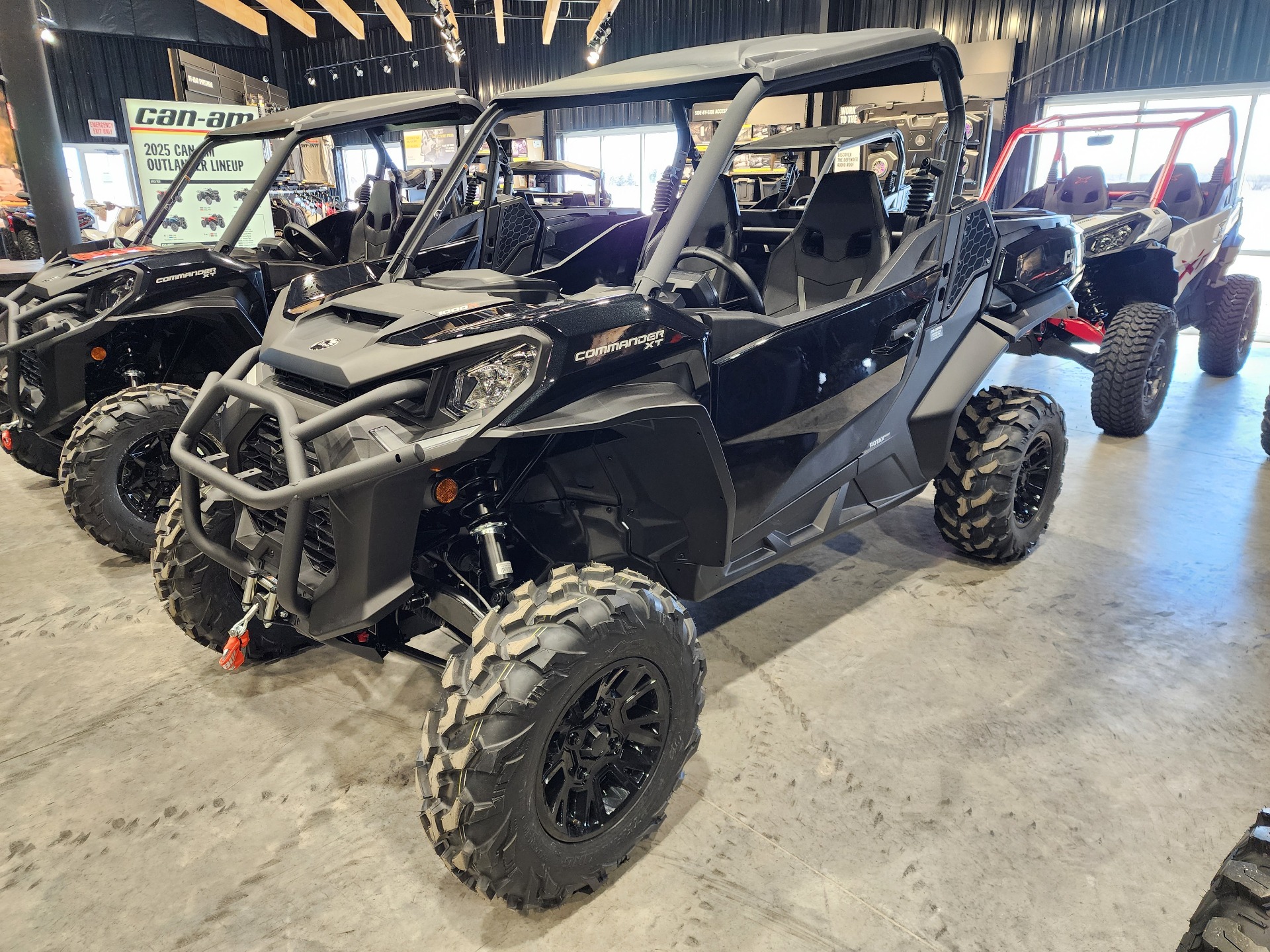 New 2025 Can-Am Commander XT 1000R, Fairfield IA | Specs, Price