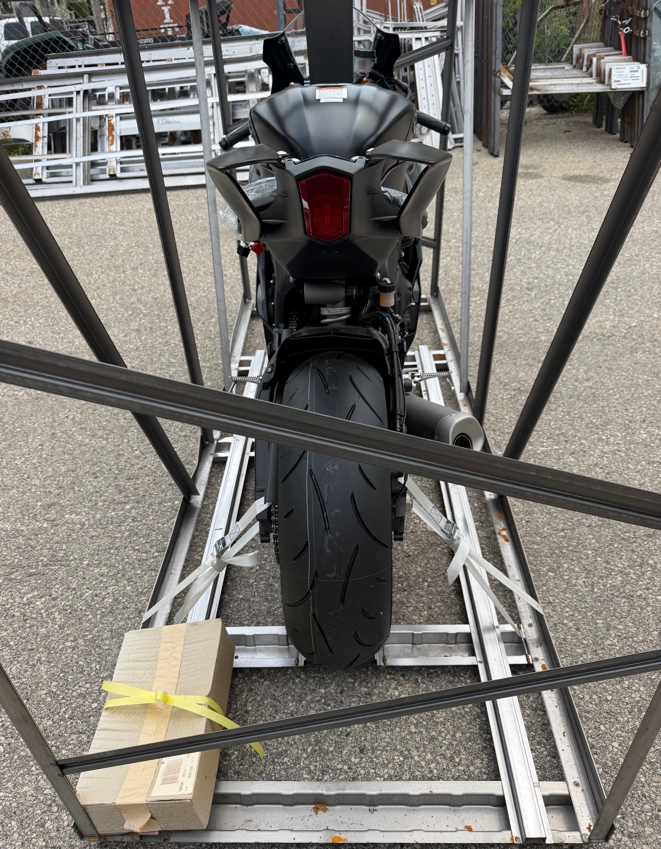 2026 Yamaha YZF-R6 RACE 5