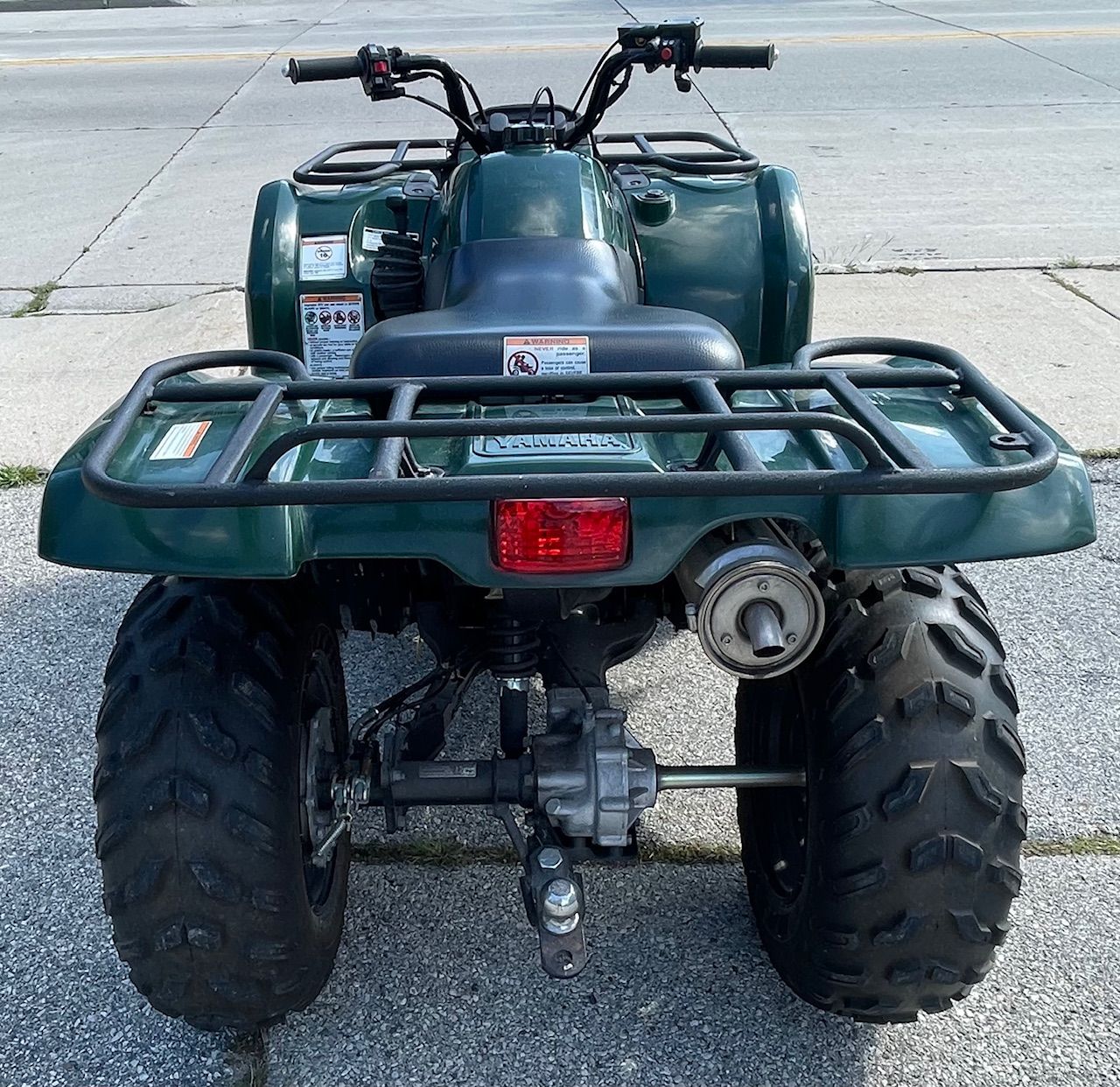 2004 Yamaha Kodiak 400 in Port Washington, Wisconsin - Photo 5