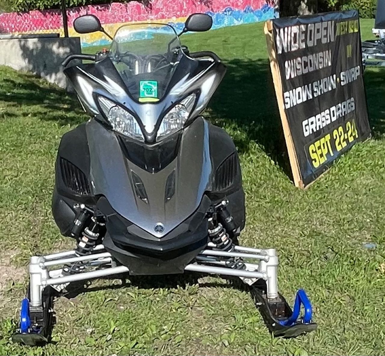 2011 Yamaha RS Vector GT in Port Washington, Wisconsin - Photo 2