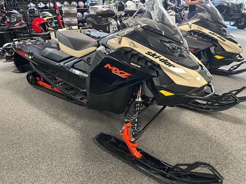 2027 Ski-Doo MXZ Adrenaline 137 850 E-TEC ES Ripsaw 1.25 — photo 1 of 7