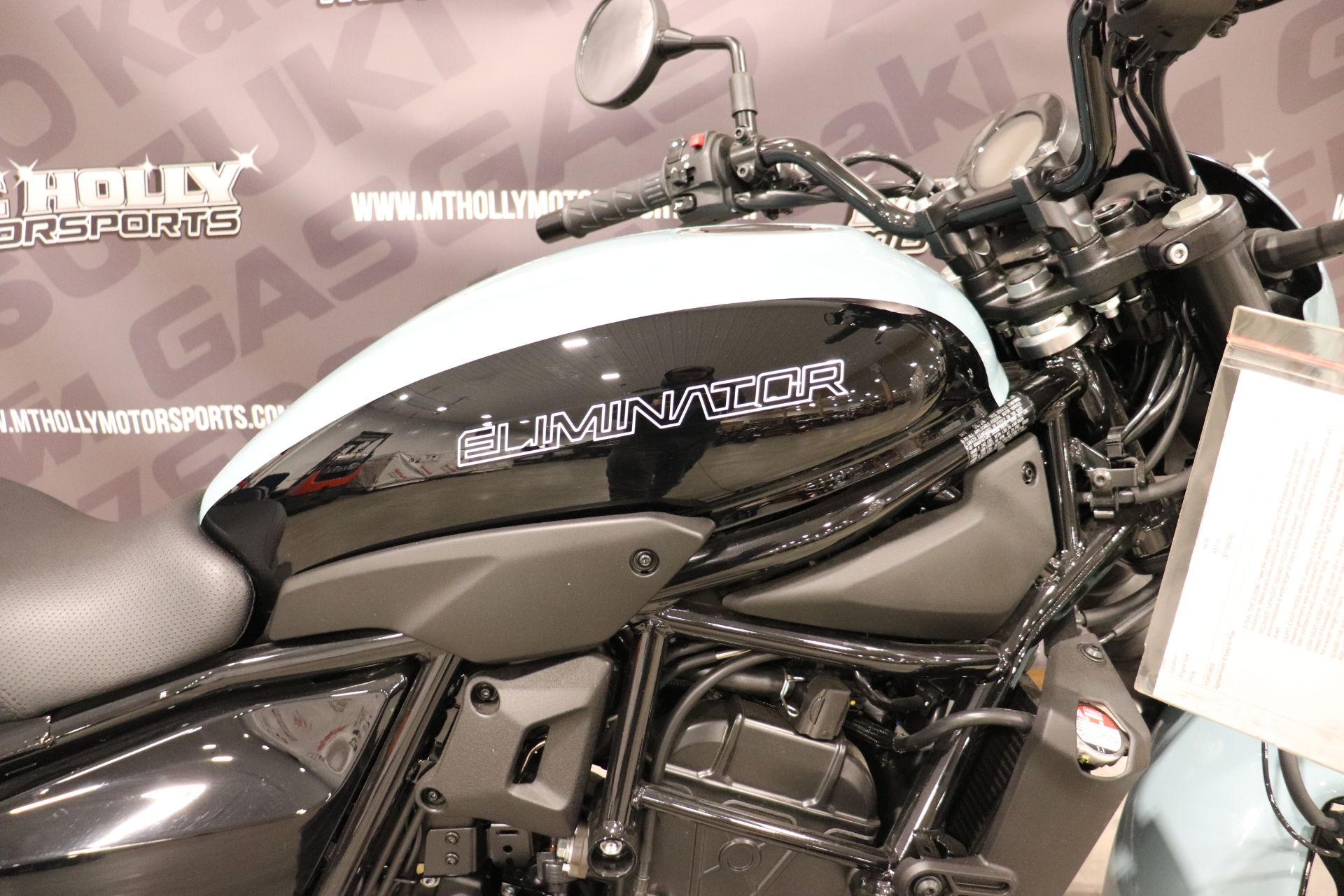 2025 Kawasaki Eliminator® SE ABS 2