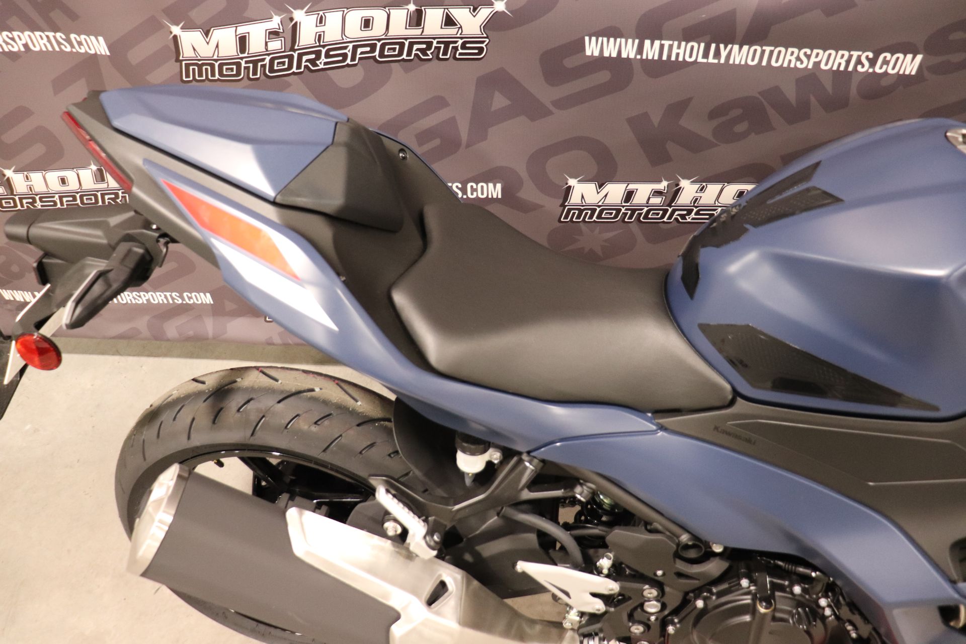 2026 Kawasaki Ninja® 500 ABS 3