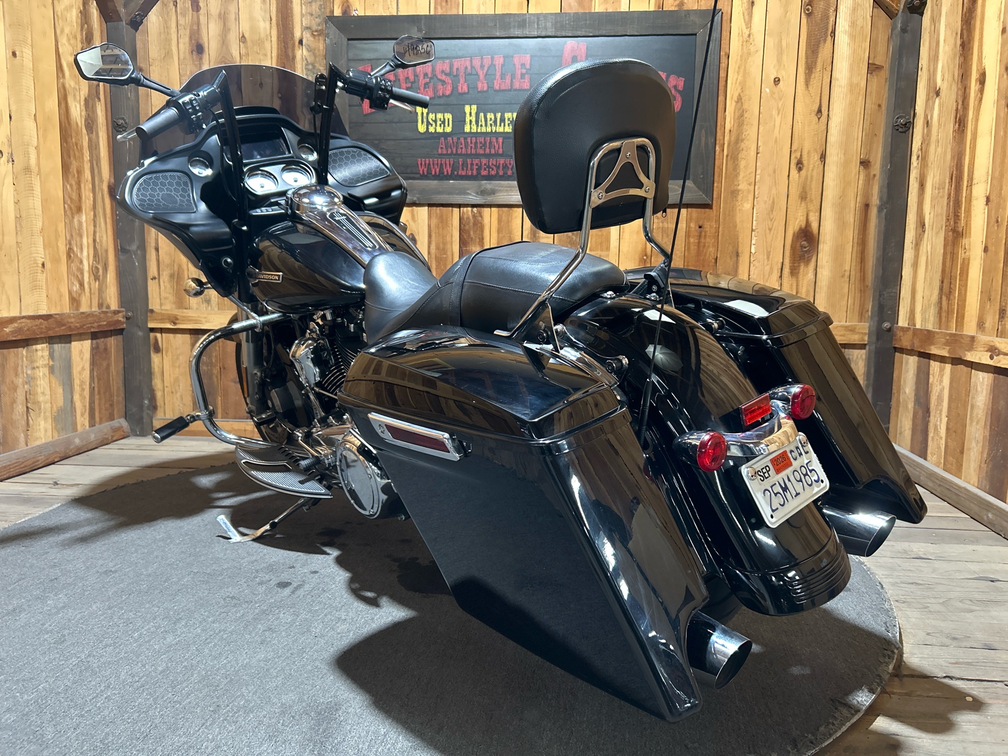 2021 Harley-Davidson Road Glide® 7