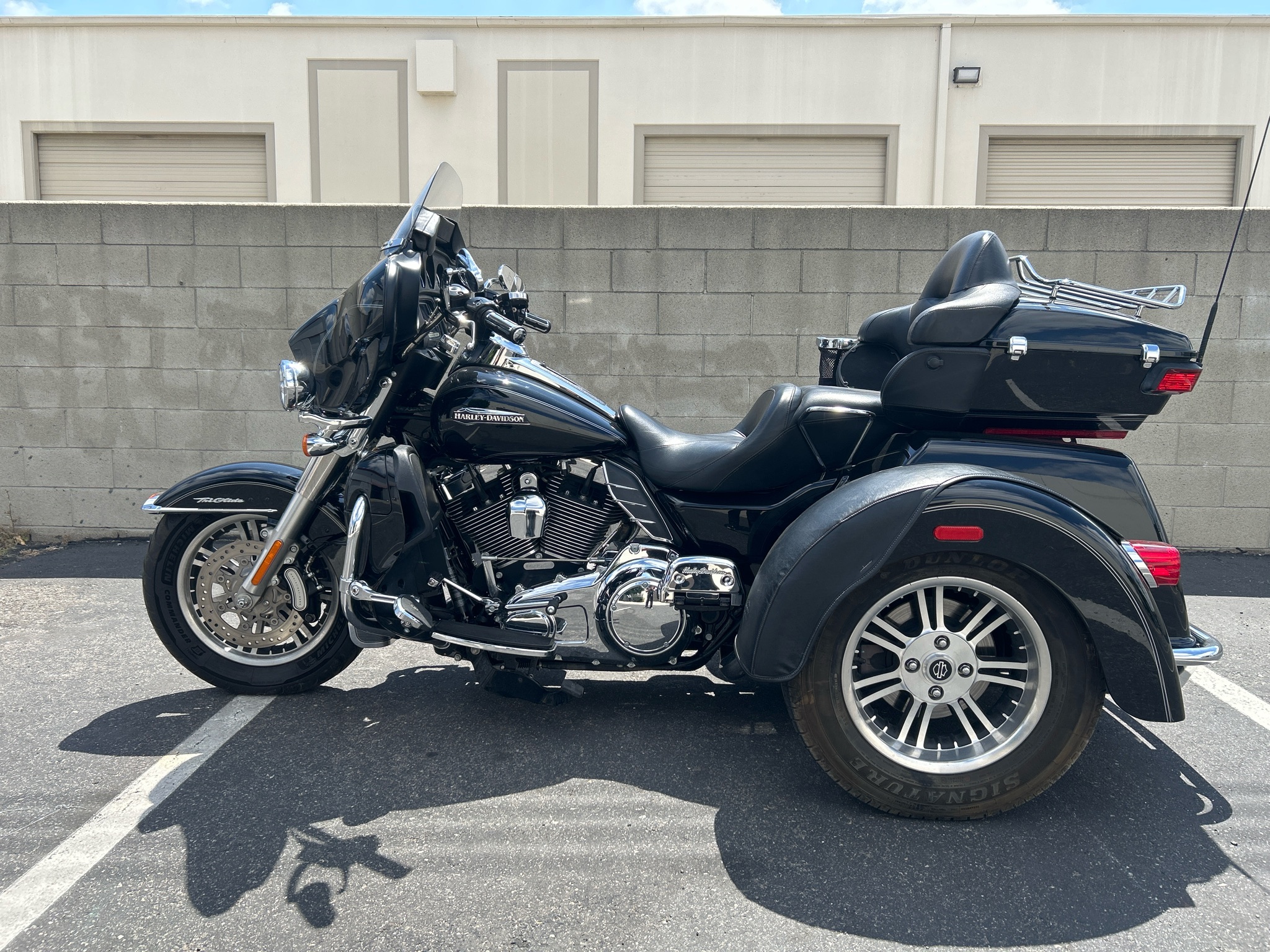 2015 Harley-Davidson Tri Glide® Ultra 1