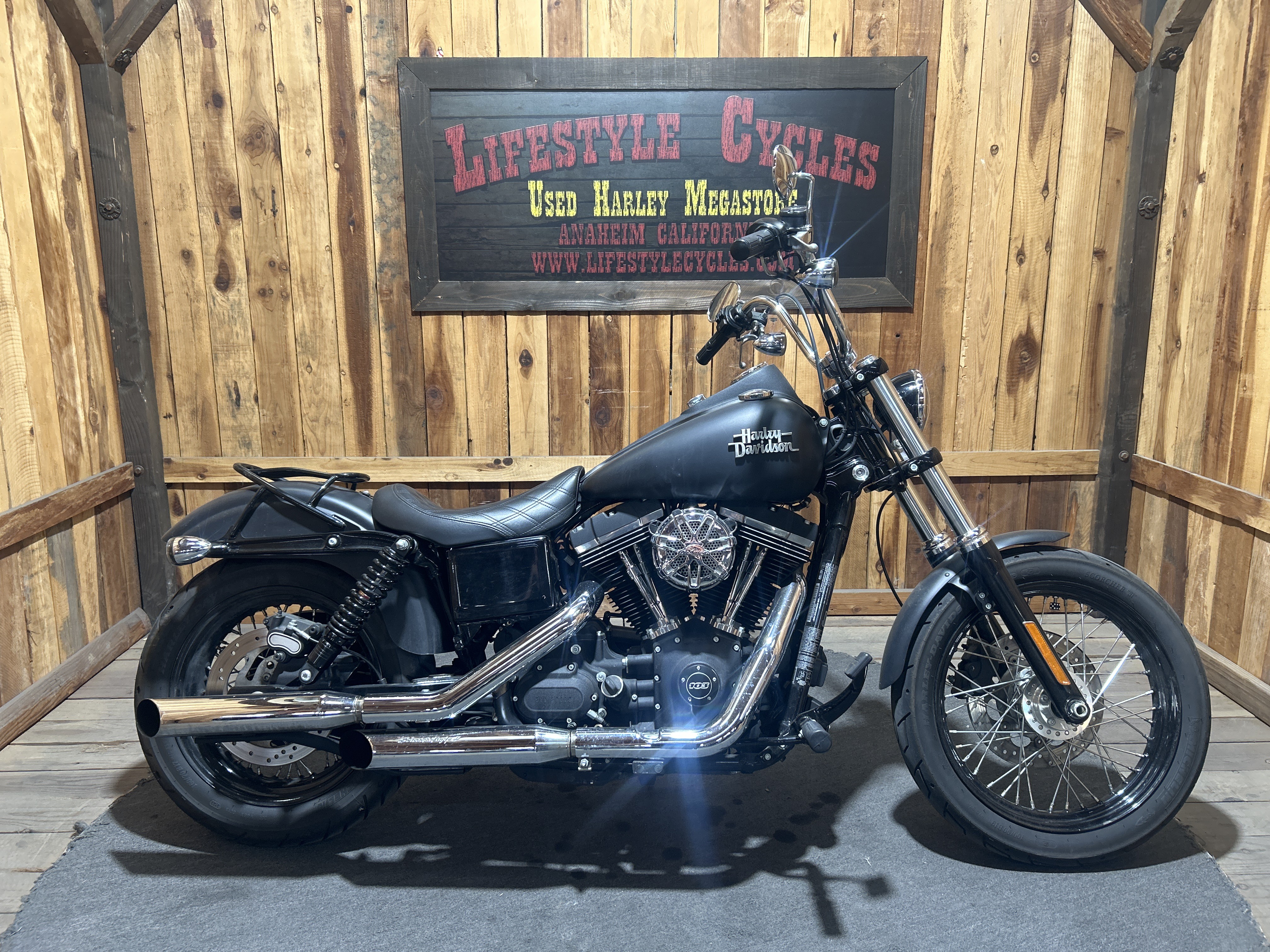 2015 Harley-Davidson Street Bob