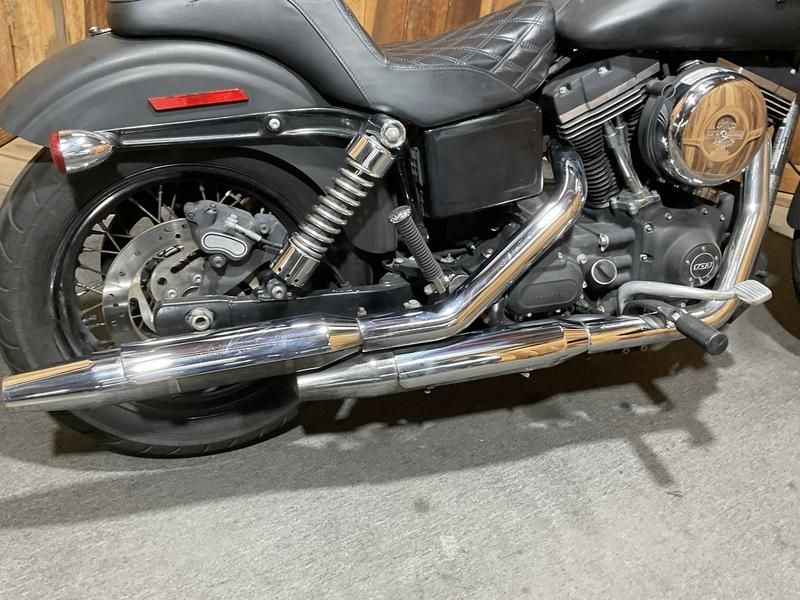 2015 Harley-Davidson Street Bob® 7