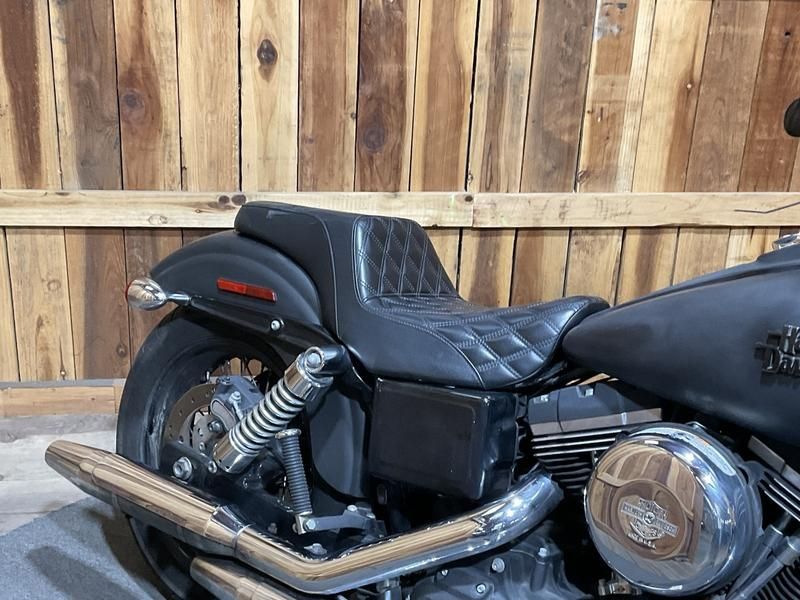 2015 Harley-Davidson Street Bob® 9