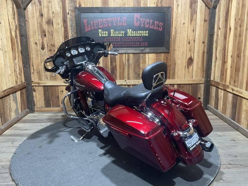 2016 Harley-Davidson Street Glide® Special 12