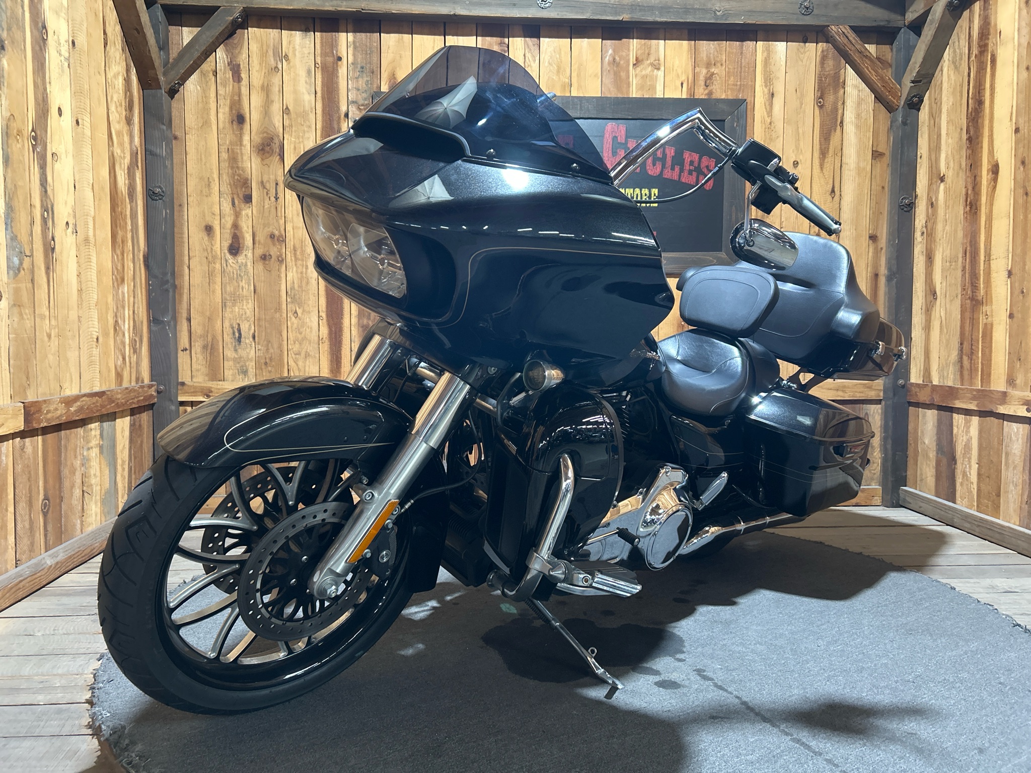 2016 Harley-Davidson Road Glide® Special 3