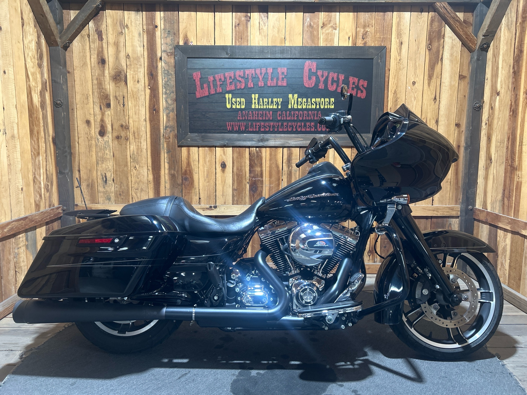 2016 Harley-Davidson Road Glide® Special 1