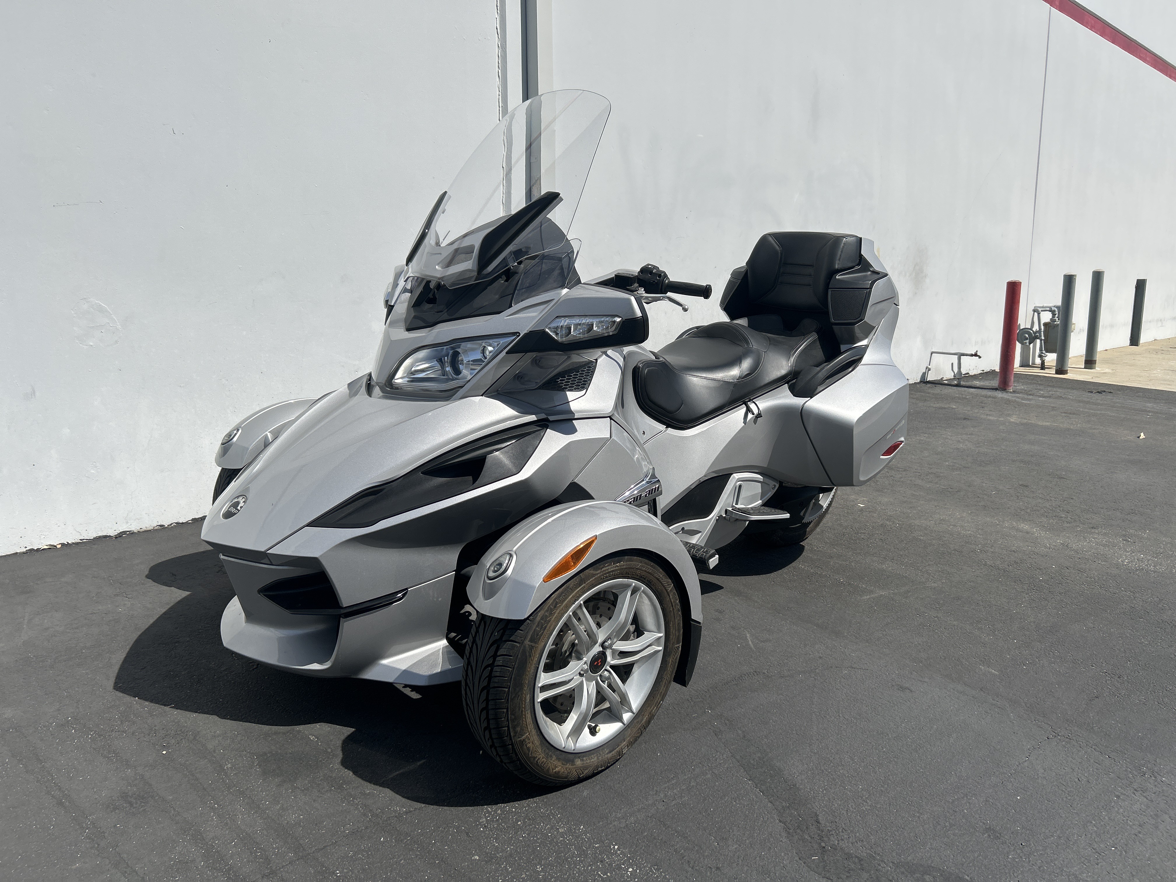 2010 Can-Am Spyder RT Audio & Convenience SM5