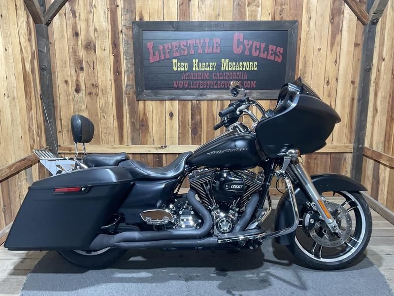 2016 Harley-Davidson Road Glide® 1
