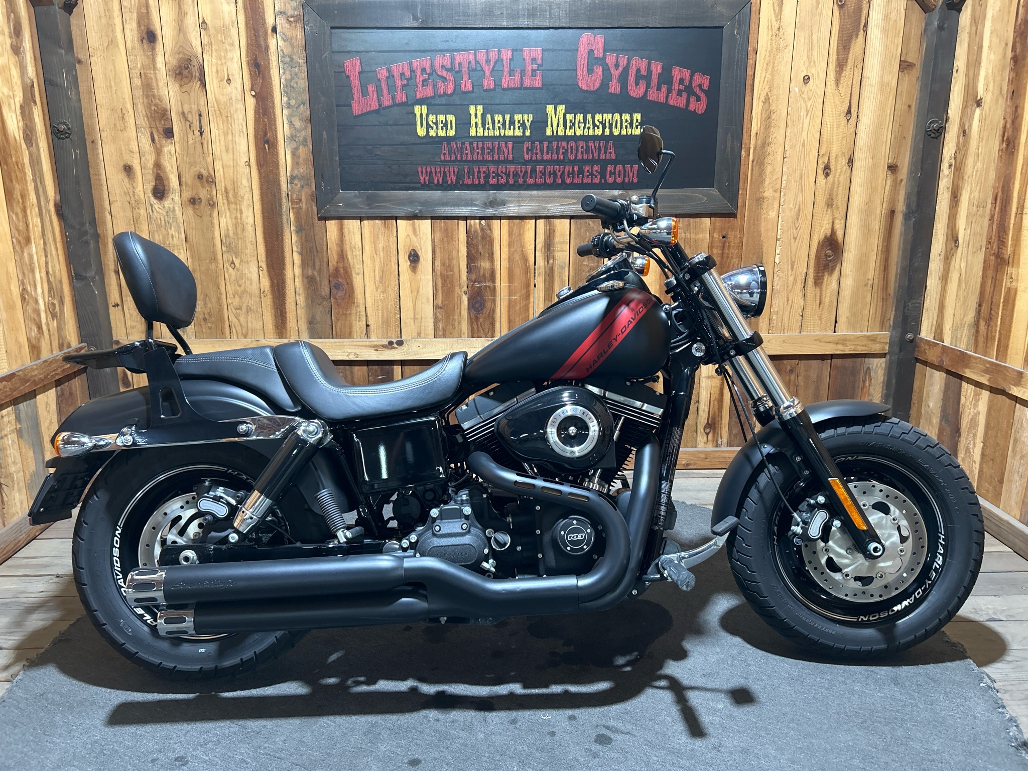 2014 Harley-Davidson Dyna® Fat Bob® 1