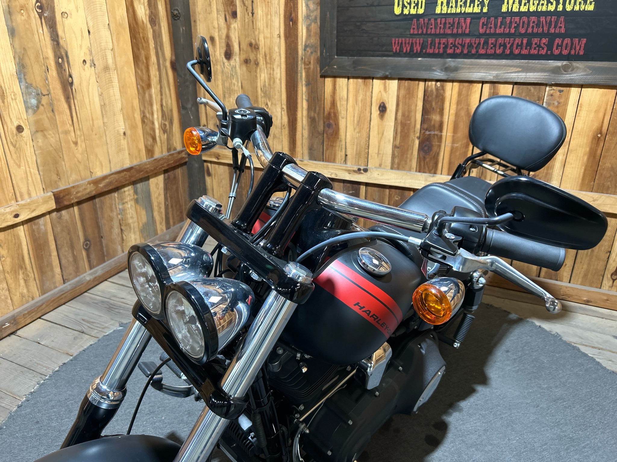 2014 Harley-Davidson Dyna® Fat Bob® 8