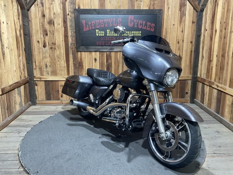 2015 Harley-Davidson Street Glide Special