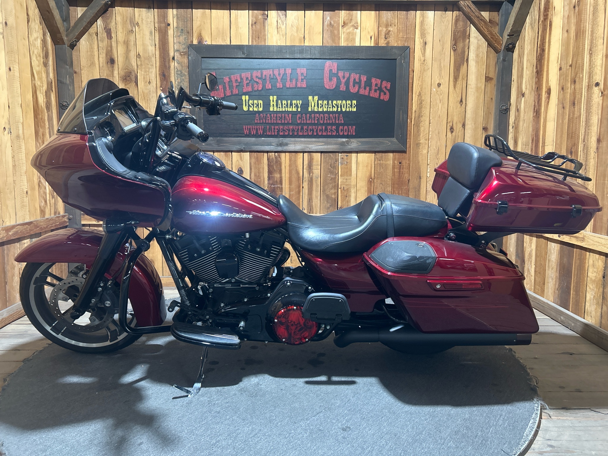 2016 Harley-Davidson Road Glide® 4