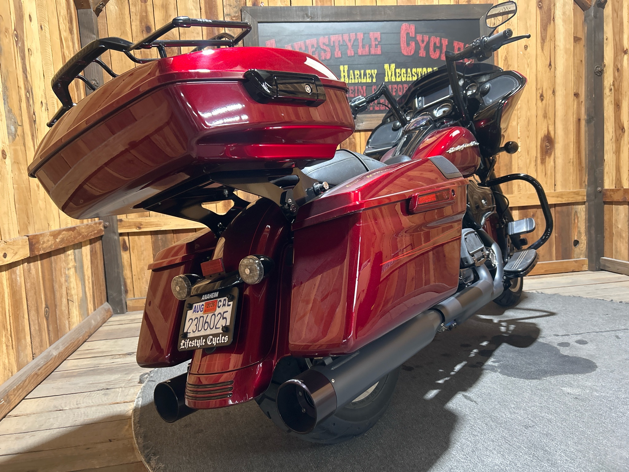 2016 Harley-Davidson Road Glide® 7