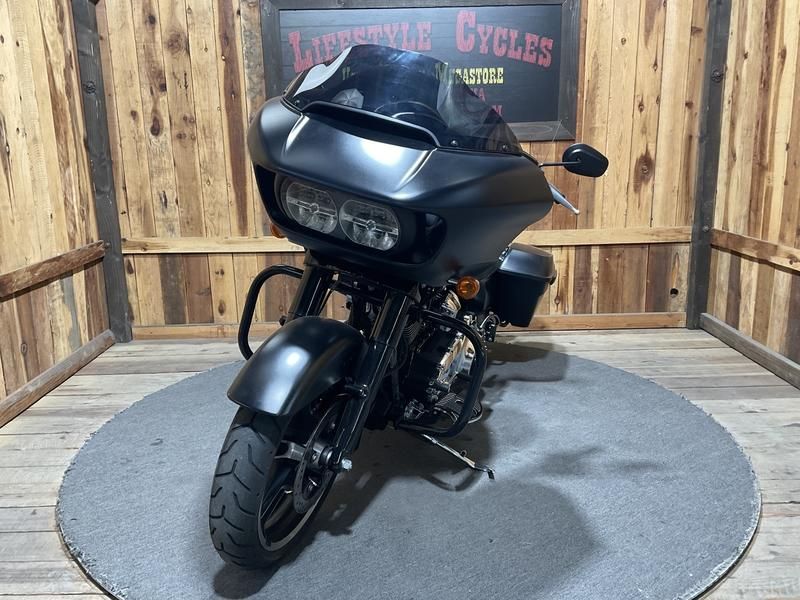 2015 Harley-Davidson Road Glide® 6