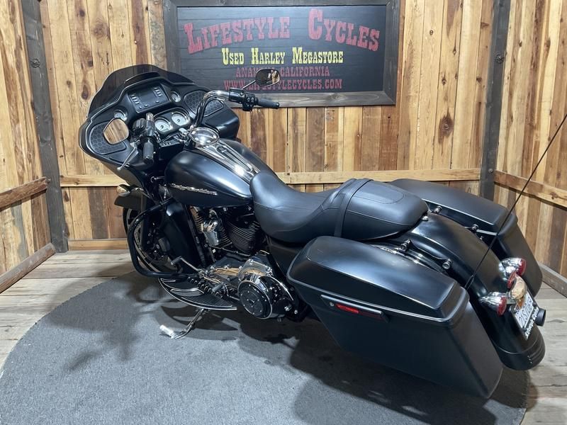 2015 Harley-Davidson Road Glide® 11