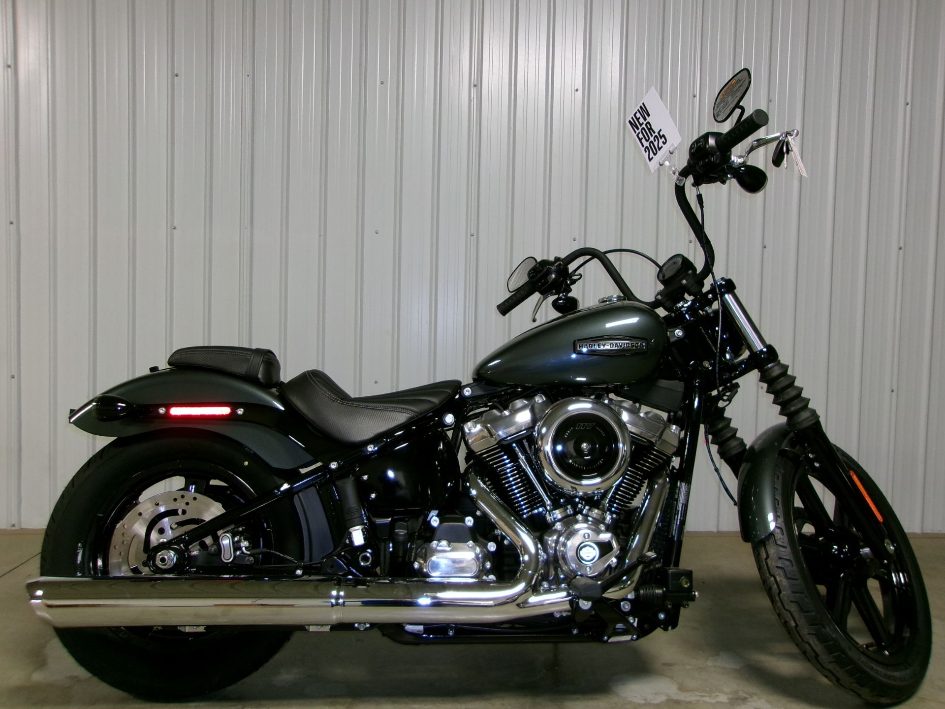 New 2025 Harley-Davidson Street Bob® Iron Horse Metallic