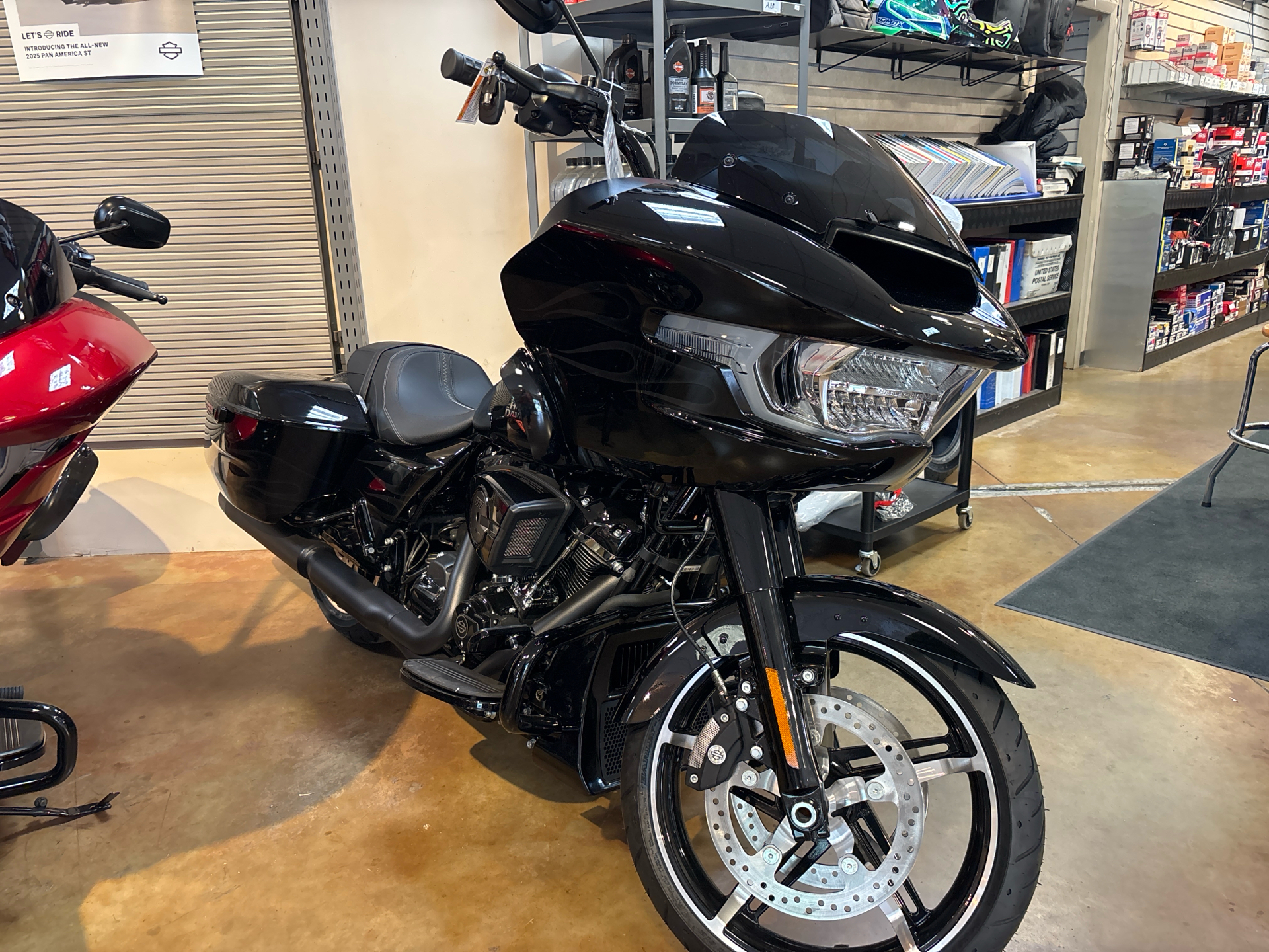 New 2025 Harley-Davidson Road Glide® Midnight Firestorm (Black