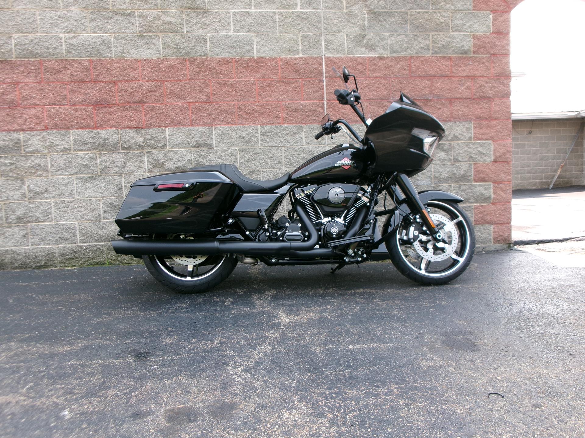 New 2025 Harley-Davidson Road Glide® Midnight Firestorm (Black